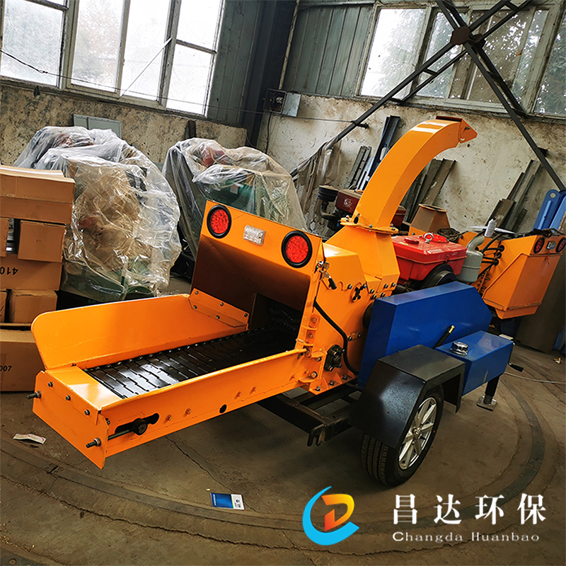 帶傳送帶小型樹枝（zhī）粉（fěn）碎機主圖1.jpg