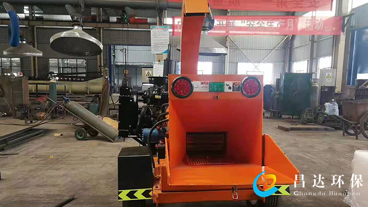 hc6130樹枝粉碎（suì）機9.jpg