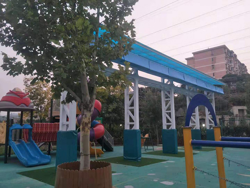 門頭溝幼（yòu）兒園室外電動遮陽簾完工